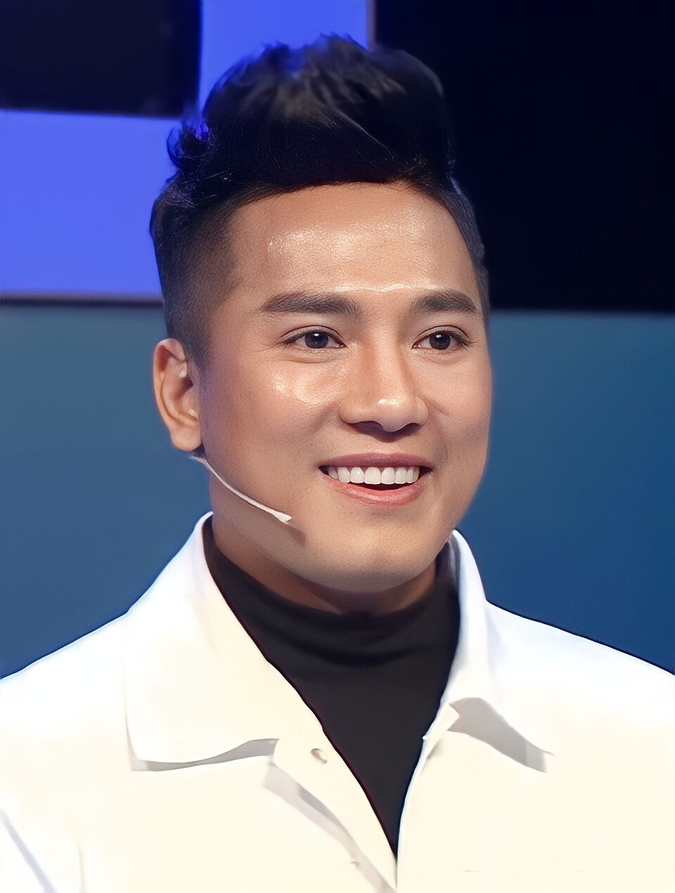 Châu Khải Phong