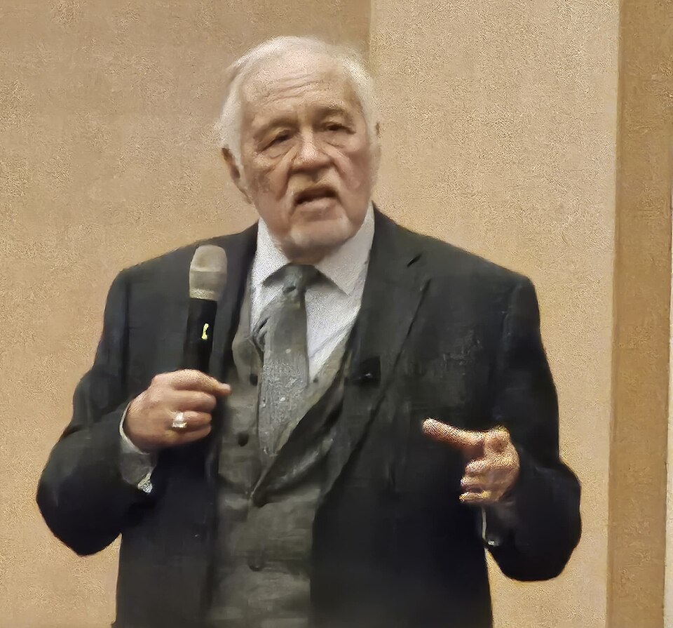 İlber Ortaylı
